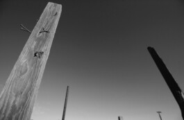 Reportage photo noir et blanc sur un camp de concentration au Chili