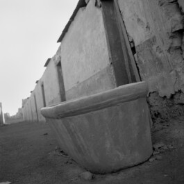 Reportage photo noir et blanc sur un camp de concentration au Chili