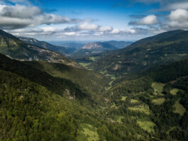 Photo de drone vallée des Pyrénées 